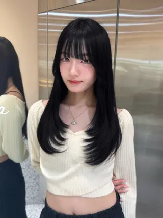 ロング カラー 今っぽレイヤーカット グレージュ/リョウヤのヘアスタイル