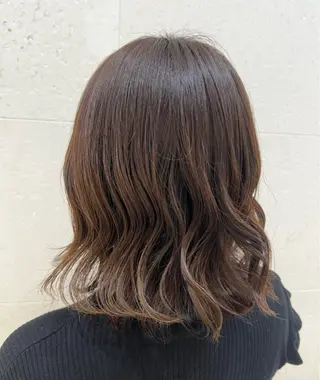 ミディアム カラー IT by ALBUM立川のヘアスタイル