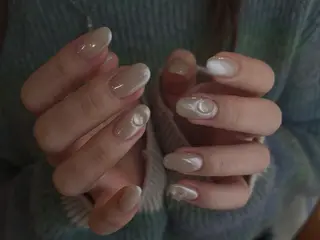 セミロング Atelier nail salonのネイルデザイン
