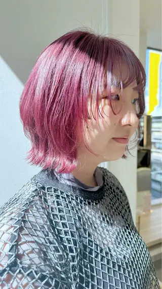 ショート カラー 小顔レイヤー/ ベージュ🤍Rieのヘアスタイル