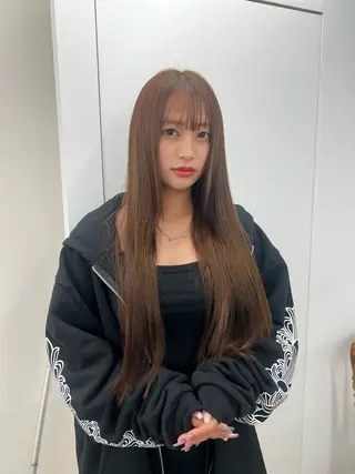 ロング カラー 赤みゼロ/透明感 カラー🌿KANTAのヘアスタイル