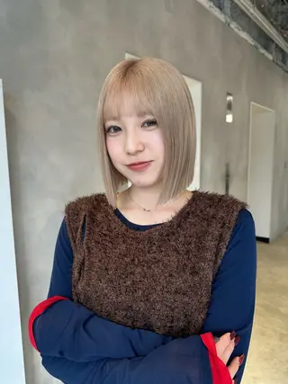 ショート カラー 可愛いベージュ作る 美容師/あかね🧸のヘアスタイル