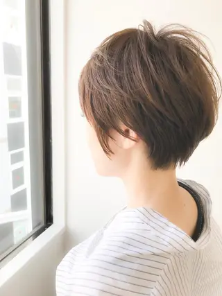 ショート カラー 松本 俊樹のヘアスタイル