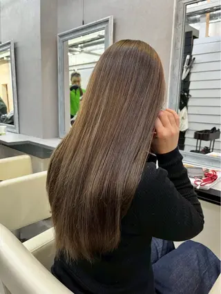 ロング Maia🦋 博多 透明感カラーのヘアスタイル