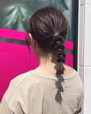 ミディアム カラー ヘアアレンジ イワタ マハ/ minim hairのヘアスタイル
