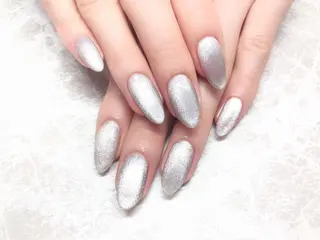 ネイル マジック ミラーのネイルデザイン