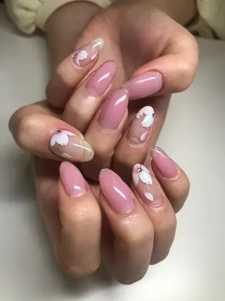 ネイル 伊藤 晴香のネイルデザイン