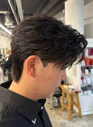 ショート パーマ 湖城 恵吾のヘアスタイル