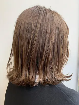ミディアム フリーランス 美容師 cayocoのヘアスタイル
