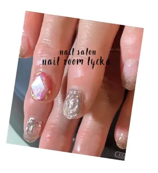 ネイル ﾈｲﾙﾙｰﾑﾘｯｶ 𝐦𝐚𝐲𝐮のネイルデザイン