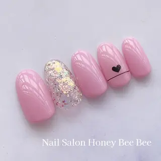 ネイル Nail salon Honey Beeのネイルデザイン