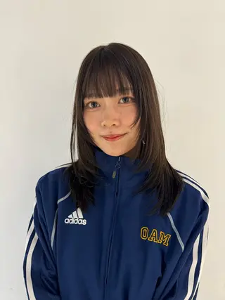 ミディアム 黒染め落とし ムラ修正　ハイトーンのヘアスタイル