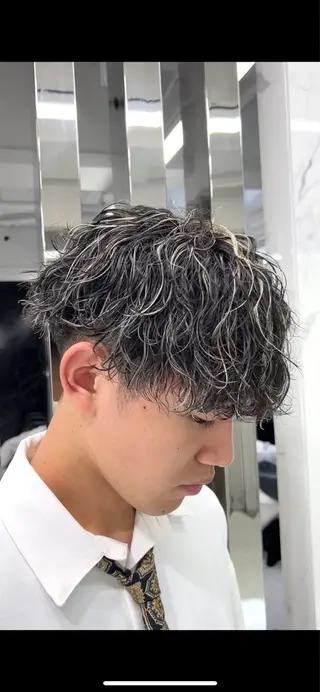 カラー パーマ メンズ メンズ特化💥 ショートスタイル💥のヘアスタイル