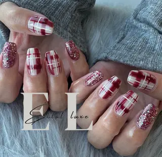 ネイル 倉石 百恵のネイルデザイン