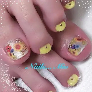 ネイル .Nails Mio 赤羽西ネイルサロンのネイルデザイン