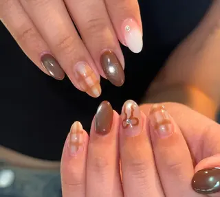 ネイル Pure&Rich Nailのネイルデザイン