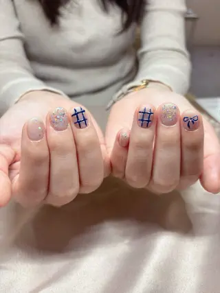 ネイル 爪育ショートネイル MOMOKAのネイルデザイン