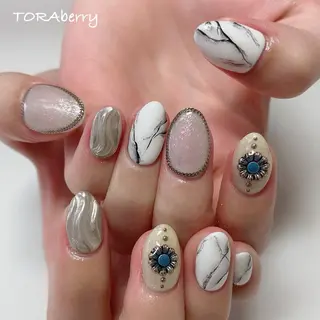 ネイル ネイリスト なつみのネイルデザイン