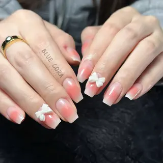 ネイル BLUE CORAのネイルデザイン