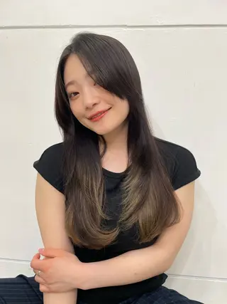 ロング 石川 理恵のヘアスタイル