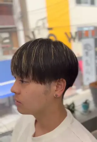 ショート カラー メンズ メンズ専門サロン wokeのヘアスタイル