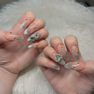 ネイル aya 𓂃のネイルデザイン