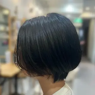 ショート カット 🌸 飯野 舞桜のヘアスタイル