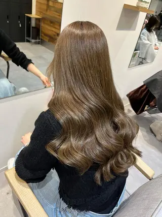 ロング ☾伊左治祐未☾ カットセンター北のヘアスタイル