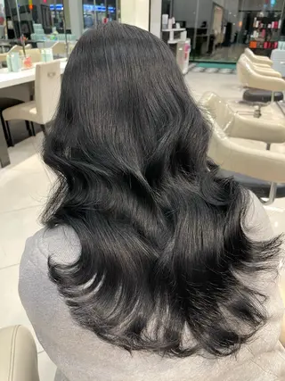 ロング 松永 暖花のヘアスタイル