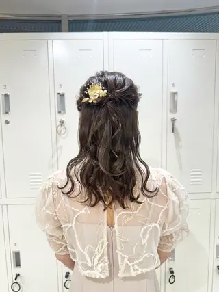 セミロング ヘアアレンジ オタク美容師☃️🩵 ヘアアレンジ/暗髪のヘアスタイル