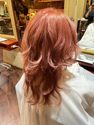 ロング マツノ ユウキのヘアスタイル
