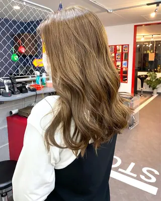 ロング 【BIBBIDI】 MIKIのヘアスタイル