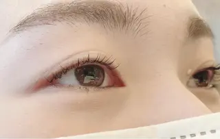 マツエク・マツパ 中村 眞歩のヘアスタイル