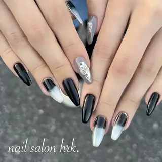ネイル Nail Salon hrk.のネイルデザイン