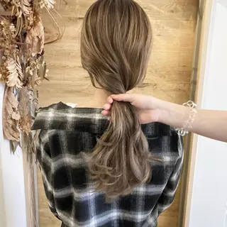 ロング カラー テトネ タカシのヘアスタイル