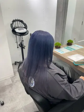 ロング カラー COCO .のヘアスタイル