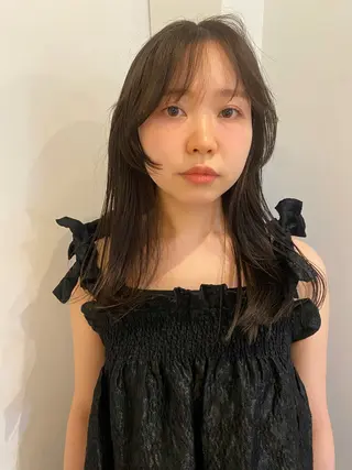 ミディアム カラー 永田 愛莉のヘアスタイル
