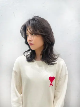 ミディアム レイヤーカット/ 韓国ヘア/野崎かよのヘアスタイル