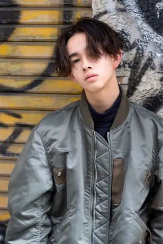 ショート ⚡メンズパーマフ ェードカットTomyのヘアスタイル