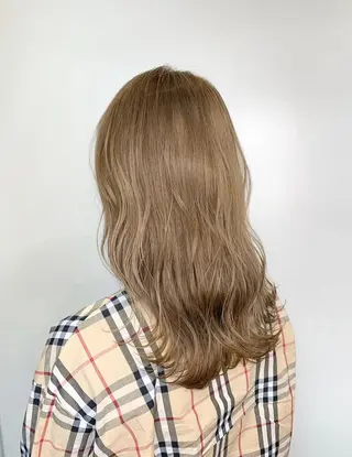 セミロング カラー 🌿ガクト 🌿艶髪透明感のヘアスタイル