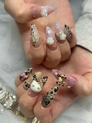 ネイル RUNWAY 　　の眉毛・アイブロウイメージ