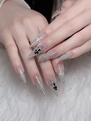 ネイル Lumi Shinokuboのネイルデザイン