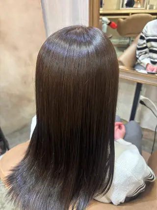 ミディアム カラー 濵﨑 理奈のヘアスタイル