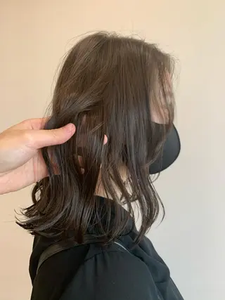 ミディアム カラー 鈴木 まりやのヘアスタイル