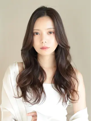 ロング カラー レイヤー/顔周り /透明感🩶高橋大のヘアスタイル
