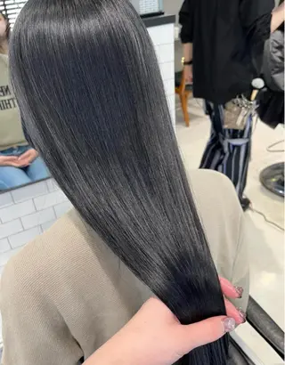 セミロング カラー パーマ ヘアアレンジ 透明感/オリーブ/ グレージュ/YUKAのヘアスタイル