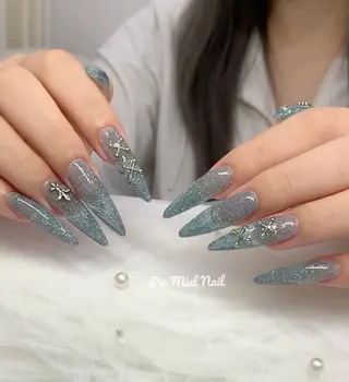 セミロング Pio Mielのネイルデザイン