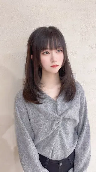 セミロング ウルフカット/ ハッシュカット/山路のヘアスタイル