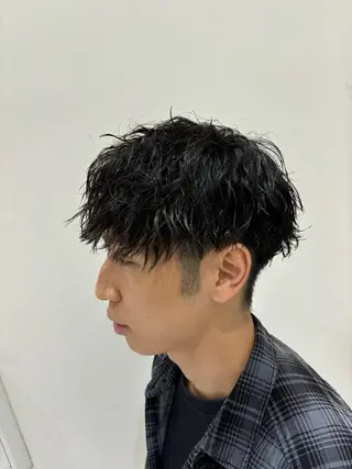 パーマ メンズ 下村 琉弥のヘアスタイル