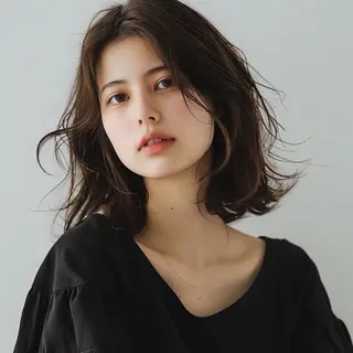 ミディアム カラー Luisハイライト　 喜連瓜破、髪質改善のヘアスタイル